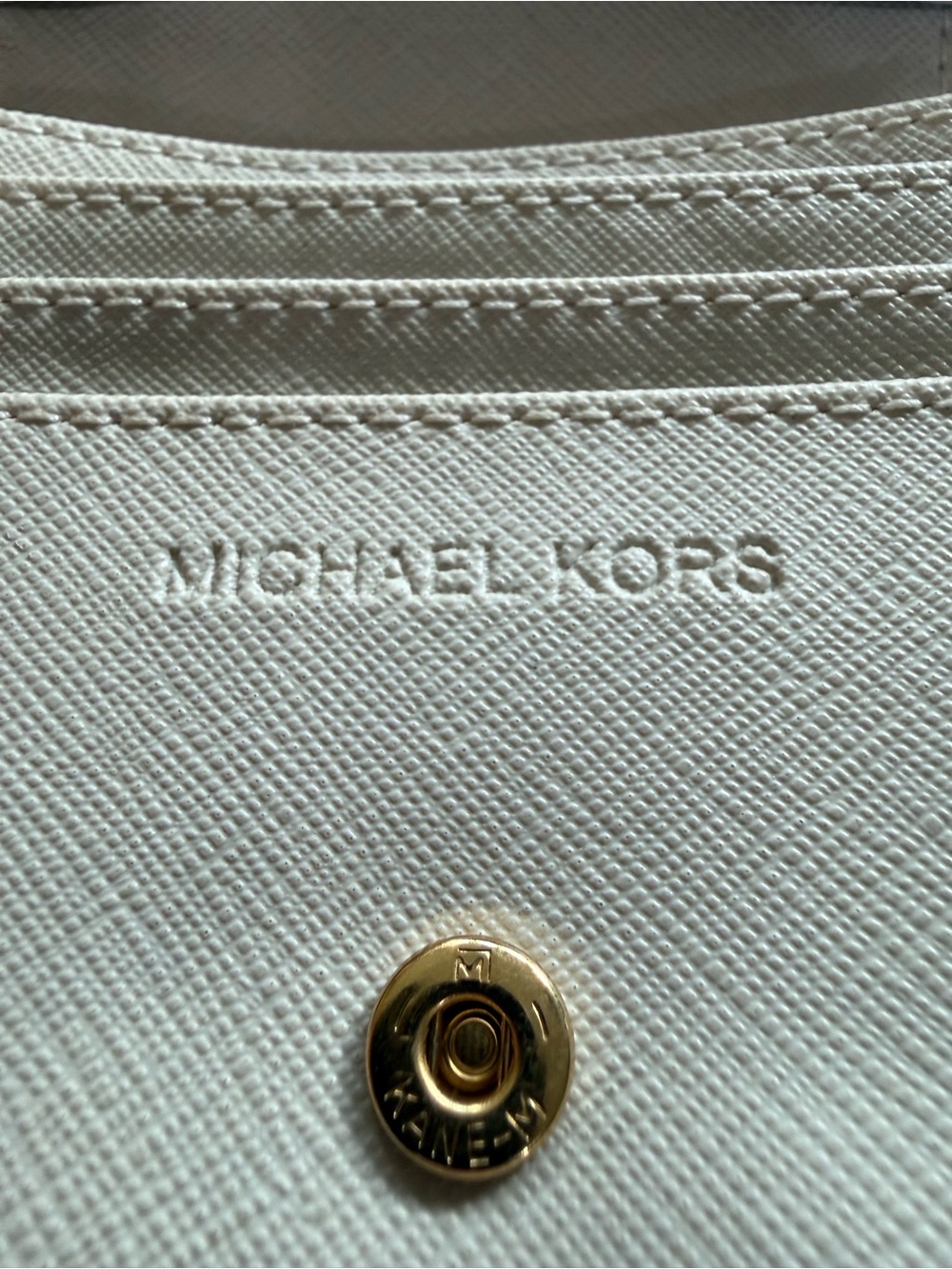 Michael Kors Signature Logo Compact Wallet - Picture 6 of 8